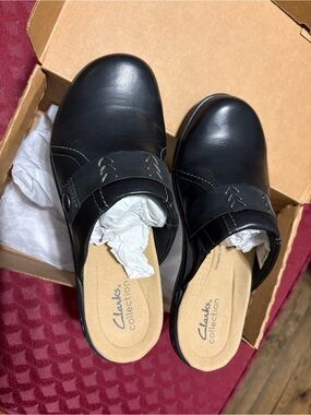 Clarks Black Women's Slip-On Clog Mules -Size 6